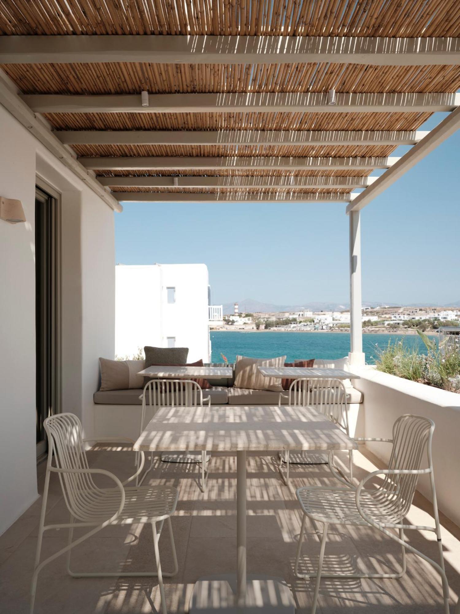 Akria Seaside Suites Naousa Exterior foto