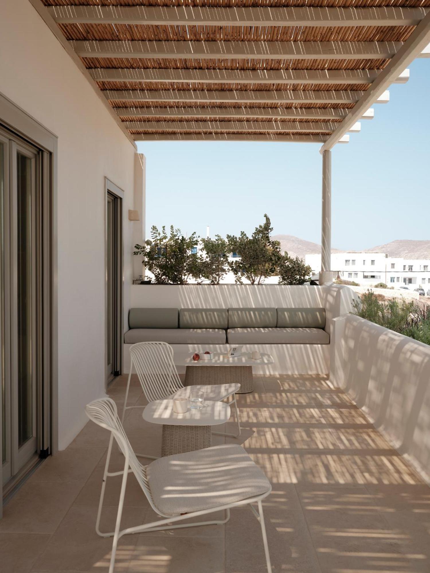 Akria Seaside Suites Naousa Exterior foto